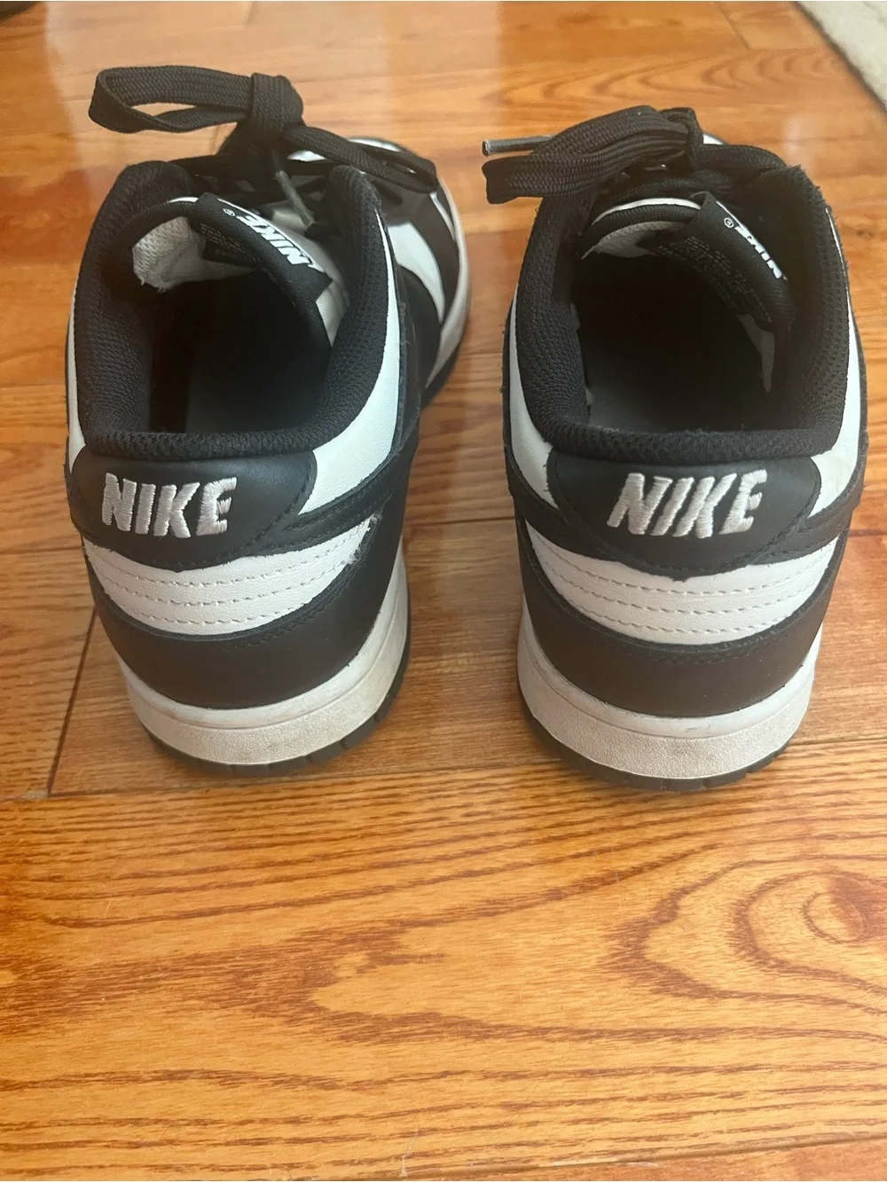 Nike stylish low